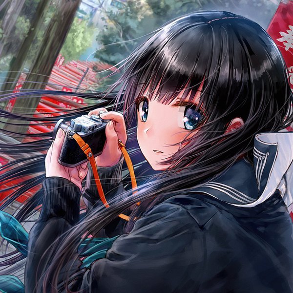 Anime picture 900x900 with original kazuharu kina single long hair looking at viewer blush fringe blue eyes black hair holding upper body outdoors long sleeves parted lips wind girl uniform serafuku sweater camera