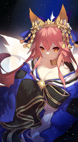 Anime picture 551x1000 with fate (series) fate/extra tamamo (fate) (all) tamamo no mae (fate) saru (longbb) single long hair tall image looking at viewer fringe breasts light erotic smile hair between eyes large breasts animal ears pink hair cleavage tail long sleeves