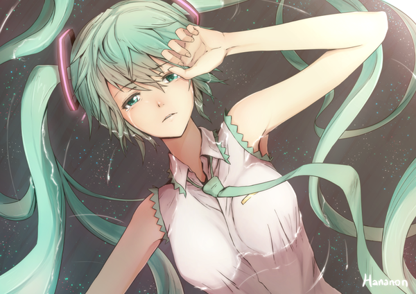 Anime picture 1052x744 with vocaloid hatsune miku hananon single looking at viewer fringe twintails green eyes green hair sleeveless girl water glasses necktie clothes