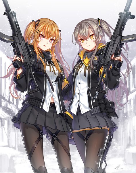 イラスト 700x888 と ドールズフロントライン ump45 (girls frontline) ump9 (girls frontline) kws 長髪 長身像 カメラ目線 前髪 開いた口 金髪 笑顔 hair between eyes 立つ ツインテール multiple girls signed 黄色眼 pleated skirt grey hair open jacket