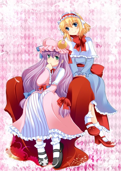 Anime picture 1200x1697 with touhou patchouli knowledge alice margatroid muraiaria (artist) long hair tall image short hair blue eyes blonde hair smile sitting multiple girls green eyes purple hair girl dress bow 2 girls headdress hairband