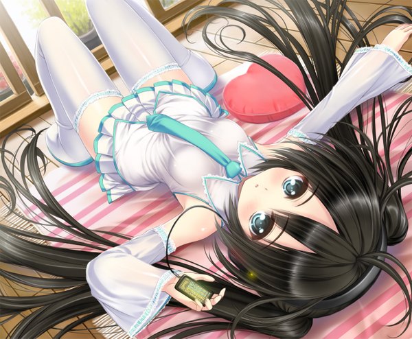 Anime picture 1400x1153 with vocaloid hatsune miku norita single blush open mouth black hair twintails ahoge lying very long hair aqua eyes girl thighhighs detached sleeves white thighhighs necktie heart wire (wires) digital media player