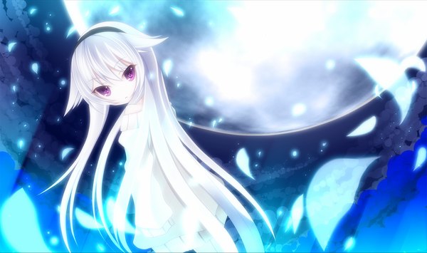 Anime picture 1600x949 with wide image purple eyes white hair very long hair loli girl moon headband sweater