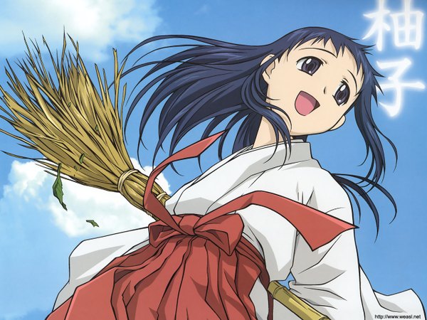 Anime picture 1280x960 with asagiri no miko hieda yuzu long hair open mouth blue hair japanese clothes miko girl broom