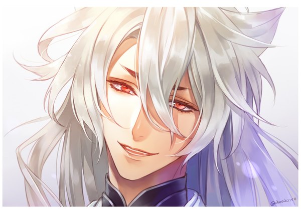 Anime picture 1169x826 with touken ranbu nitroplus kogitsunemaru den (itokiitoki) single long hair looking at viewer simple background smile red eyes signed animal ears silver hair parted lips gradient background border eyebrows face boy