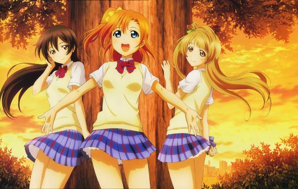 Anime picture 9451x6015 with love live! school idol project sunrise (studio) love live! minami kotori sonoda umi kousaka honoka amisami ryouko long hair looking at viewer highres open mouth blue eyes blonde hair smile brown hair multiple girls brown eyes absurdres sky cloud (clouds)