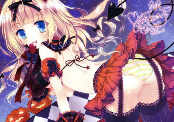 Anime picture 1500x1057 with original moriyama shijimi single long hair blush breasts open mouth blue eyes light erotic blonde hair ass halloween girl thighhighs gloves underwear panties bow black thighhighs hair bow