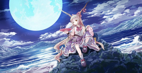 Anime picture 1929x1003 with touhou ibuki suika risutaru single highres blonde hair wide image sky cloud (clouds) very long hair horn (horns) landscape scenic lake girl dress bow ribbon (ribbons) hair bow hair ribbon