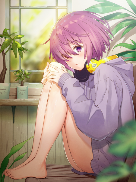 Anime picture 601x800 with fate (series) fate/grand order mash kyrielight haru (hiyori-kohal) single tall image looking at viewer blush fringe short hair light erotic sitting purple eyes holding purple hair bent knee (knees) indoors long sleeves barefoot hair over one eye