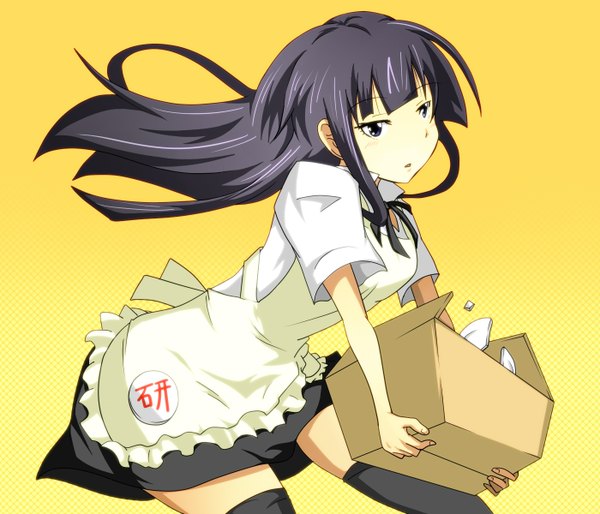 Anime picture 1400x1200 with working!! a-1 pictures yamada aoi shirokuroya single long hair blush open mouth black hair simple background black eyes yellow background waitress girl thighhighs black thighhighs apron box