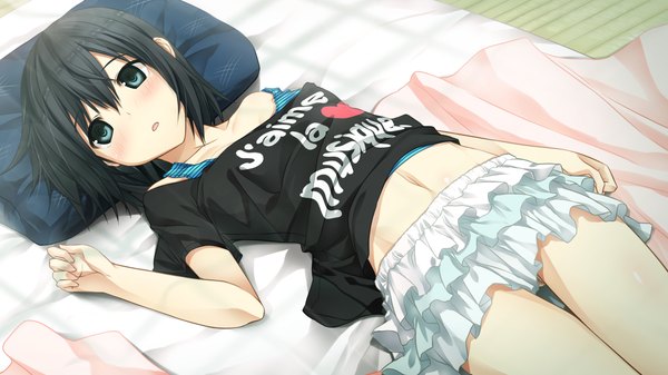 Anime picture 2560x1440 with monobeno alishima alice cura blush highres short hair open mouth blue eyes black hair wide image looking away game cg lying on back girl skirt navel miniskirt