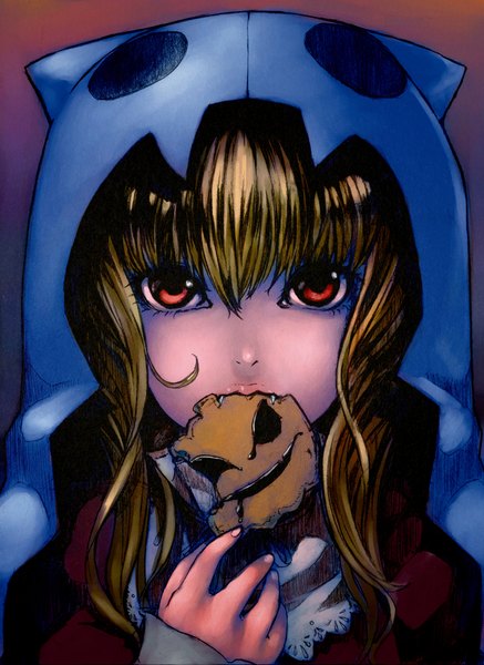 Anime picture 1458x2000 with original yunoji single long hair tall image fringe red eyes brown hair holding teeth fang (fangs) mouth hold close-up girl hood cookie (cookies)