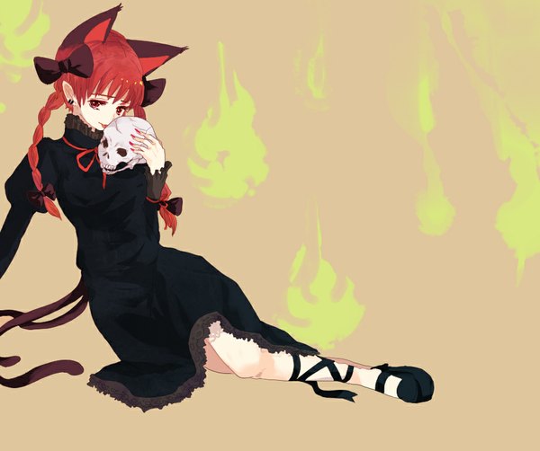 Anime picture 934x782 with touhou kaenbyou rin chiri (o9o9) single long hair looking at viewer fringe simple background red eyes sitting animal ears red hair tail braid (braids) nail polish animal tail pointy ears cat ears cat girl cat tail