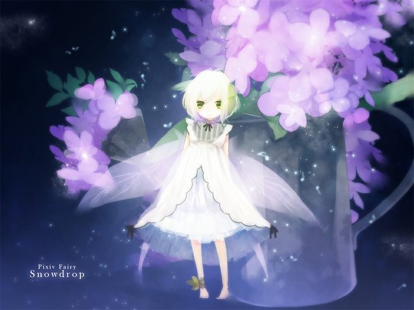 Anime picture 1000x750 with original yuukichi short hair blonde hair smile green eyes dark background hands behind back striped fairy girl dress flower (flowers) ribbon (ribbons) hair ribbon wings musical note fireflies watering can