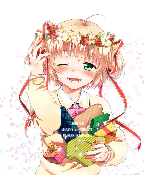 Anime picture 990x1200 with little busters! key (studio) kamikita komari misaki juri single tall image blush short hair open mouth simple background blonde hair smile white background green eyes ahoge one eye closed hair flower wink inscription teeth