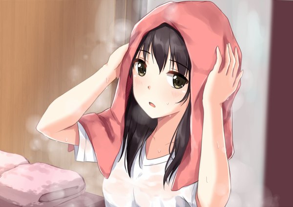 Anime picture 1366x965 with original itachi kanade single long hair looking at viewer blush fringe open mouth black hair brown eyes indoors wet clothes steam hands on head girl water drop t-shirt towel