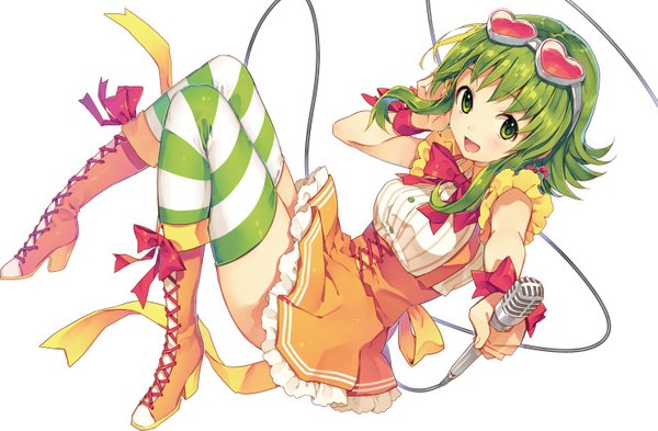 Anime picture 1479x969 with vocaloid gumi natsu natsuna single blush fringe short hair open mouth simple background white background green eyes full body bent knee (knees) :d green hair zettai ryouiki lacing outstretched hand sunglasses on head girl