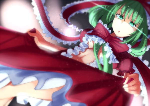 Anime picture 1412x1000 with touhou kagiyama hina yoku (oogatazinn) single long hair looking at viewer light erotic green eyes green hair girl dress bow frills