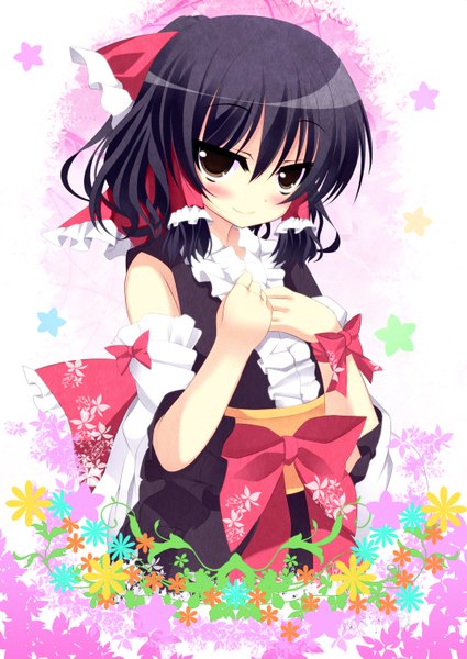 Anime picture 2148x3034 with touhou hakurei reimu kusano (torisukerabasu) tall image looking at viewer blush highres short hair black hair smile brown eyes girl flower (flowers) bow hair bow detached sleeves sash