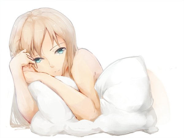 Anime picture 1000x750 with original yashigaras single long hair looking at viewer fringe blue eyes light erotic simple background blonde hair smile white background bare shoulders close-up girl pillow