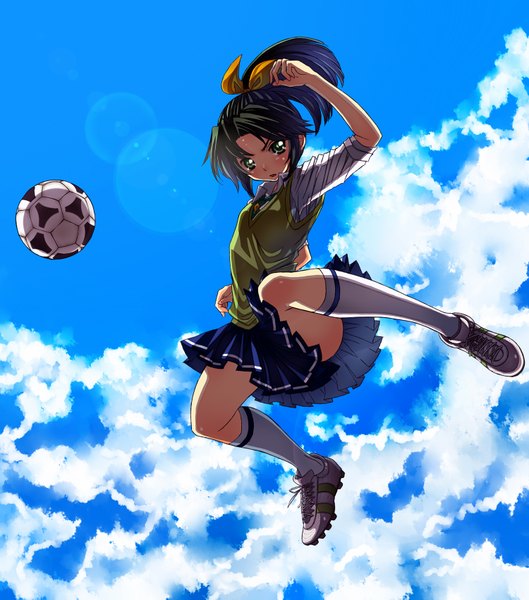 Anime picture 1500x1701 with precure smile precure! toei animation midorikawa nao mosa aspio single long hair tall image yellow eyes cloud (clouds) ponytail green hair convenient censoring football girl skirt miniskirt socks white socks vest