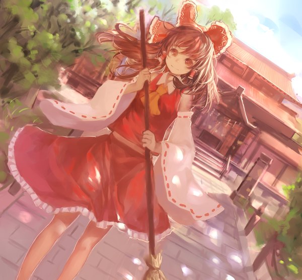 Anime picture 1400x1300 with touhou hakurei reimu zrero single long hair brown hair brown eyes sky cloud (clouds) miko girl skirt bow plant (plants) hair bow detached sleeves tree (trees) skirt set red skirt broom
