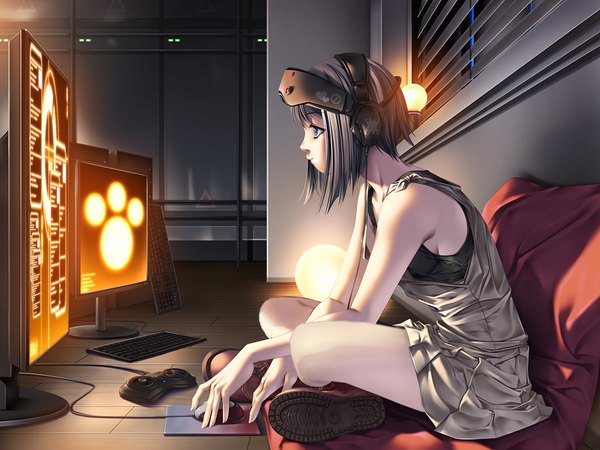 Anime picture 1600x1200 with original rezi single short hair blue eyes black hair sitting bare shoulders profile indian style girl boots heart headphones pillow monitor computer computer keyboard