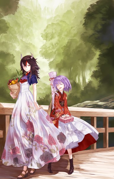 Anime picture 899x1400 with touhou kaku seiga sukuna shinmyoumaru yamamomo (plank) long hair tall image looking at viewer short hair black hair red eyes multiple girls purple hair white hair red hair eyes closed traditional clothes japanese clothes multicolored hair horn (horns) high heels