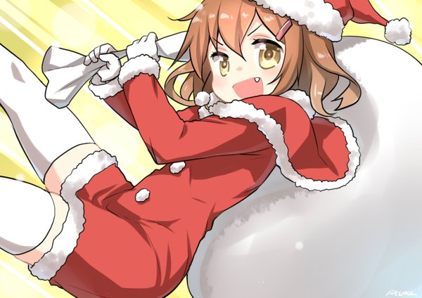 Anime picture 3035x2149 with kantai collection ikazuchi destroyer ryuki (ryukisukune) single looking at viewer blush fringe highres short hair open mouth hair between eyes brown hair yellow eyes absurdres teeth fang (fangs) fur trim christmas girl thighhighs