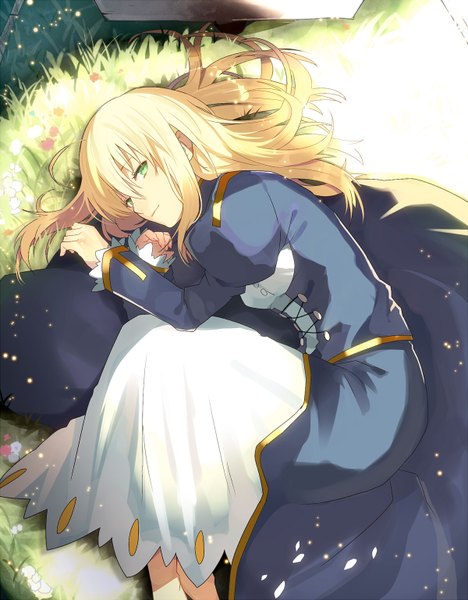 Anime picture 1200x1536 with fate (series) fate/stay night type-moon artoria pendragon (all) saber sanae (satansanae) single long hair tall image looking at viewer fringe blonde hair smile green eyes lying puffy sleeves on side embryo's pose girl dress