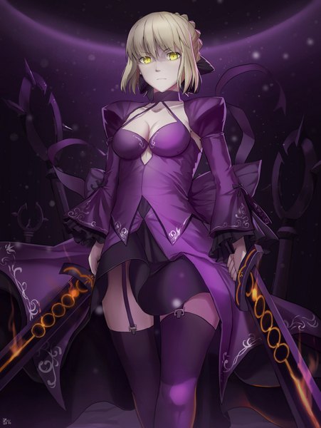 Anime picture 1503x2000 with fate (series) fate/grand order fate/stay night artoria pendragon (all) saber saber alter kakeku single tall image looking at viewer fringe short hair breasts blonde hair hair between eyes large breasts holding yellow eyes cleavage braid (braids)