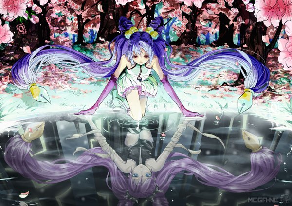 Anime picture 2500x1768 with original qsan90 single fringe highres blue eyes purple eyes purple hair very long hair kneeling cherry blossoms reflection different reflection girl thighhighs gloves hair ornament flower (flowers) plant (plants) petals