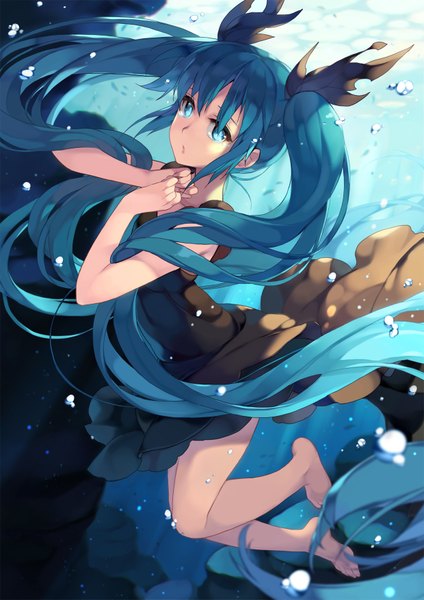 Anime picture 1240x1754 with vocaloid shinkai shoujo (vocaloid) hatsune miku btoor single tall image looking at viewer blue eyes blue hair very long hair barefoot bare legs underwater girl dress ribbon (ribbons) hair ribbon black dress sundress bubble (bubbles)