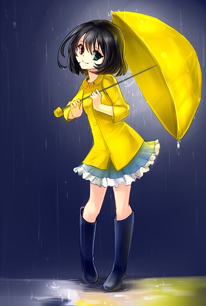 Anime picture 888x1314 with another p.a. works misaki mei drawfag single tall image looking at viewer short hair black hair red eyes standing holding green eyes light smile night heterochromia rain girl umbrella rubber boots