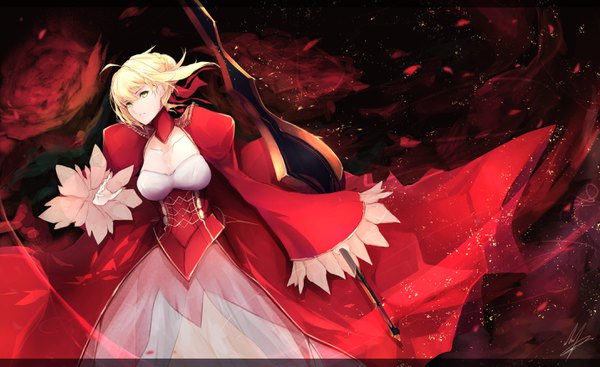 Anime picture 2865x1753 with fate (series) fate/extra nero claudius (fate) (all) nero claudius (fate) marumoru single highres short hair blonde hair wide image green eyes looking away long sleeves dark background underbust girl dress weapon sword red dress