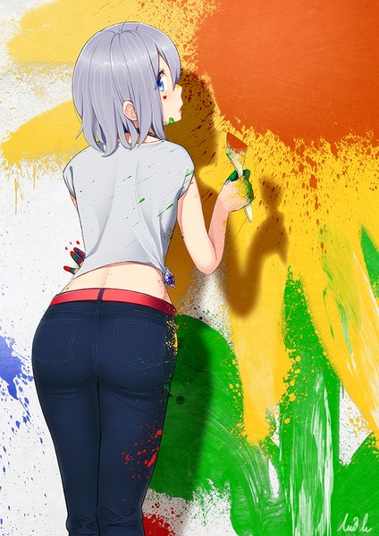 Anime picture 707x1000 with original w3b (saviorw3b) single tall image looking at viewer blush fringe short hair open mouth blue eyes standing signed looking away looking back grey hair arm support leaning leaning forward painting girl