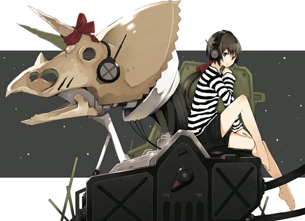 Anime picture 1049x761 with original kuchibue long hair black hair sitting barefoot black eyes legs mechanical girl bow shorts headphones skull dinosaur