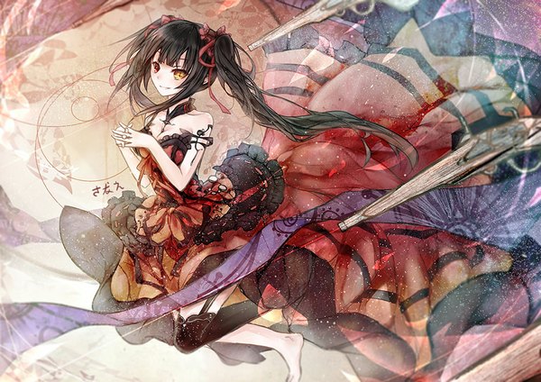 Anime picture 1000x707 with date a live tokisaki kurumi sanae (jomill04) single long hair looking at viewer fringe black hair smile red eyes twintails bare shoulders signed yellow eyes barefoot no shoes heterochromia lacing girl dress