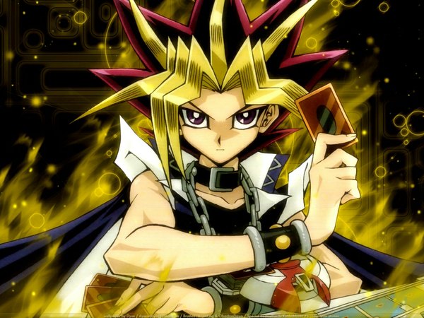 Anime picture 1024x768 with yu-gi-oh! yami yuugi tagme (artist) single looking at viewer blonde hair purple eyes red hair multicolored hair spiked hair boy bracelet cape chain cloak collar card (cards) duel disk