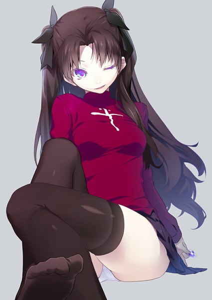 Anime picture 800x1130 with fate (series) fate/stay night type-moon toosaka rin nilitsu single long hair tall image blue eyes light erotic black hair smile sitting one eye closed wink legs girl thighhighs skirt bow