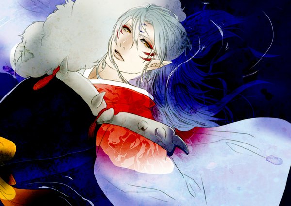 Anime picture 1000x709 with inuyasha sesshomaru amane0623 single long hair looking at viewer yellow eyes lying pointy ears grey hair facial mark face paint boy water armor fur