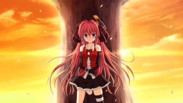 Anime picture 1280x720 with fortissimo//akkord:bsusvier (game) satomura momiji ooba kagerou single long hair smile wide image green eyes game cg red hair evening sunset girl thighhighs skirt plant (plants) miniskirt tree (trees) striped thighhighs