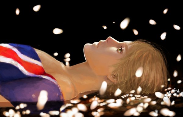 Anime picture 1300x832 with axis powers hetalia studio deen united kingdom (hetalia) pomiski single short hair blonde hair green eyes lying profile black background shirtless flag print boy petals water