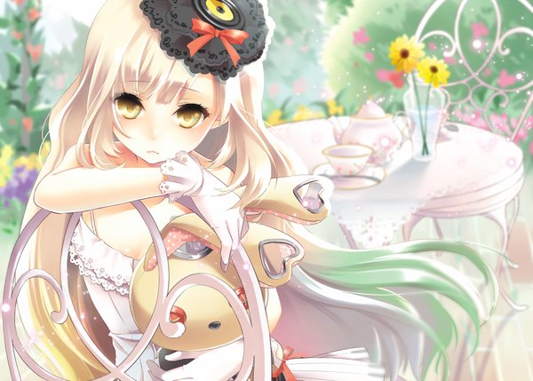 Anime picture 1000x716 with vocaloid mayu (vocaloid) usano mimi kurosawa itsuki single long hair looking at viewer blush blonde hair bare shoulders yellow eyes multicolored hair girl dress gloves hair ornament flower (flowers) white gloves white dress toy