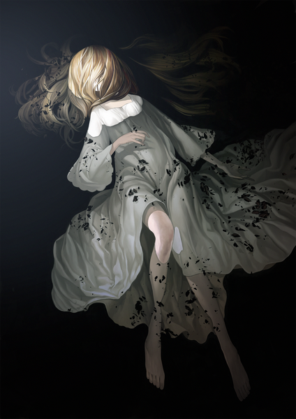 Anime picture 1202x1700 with original megusuri single tall image simple background blonde hair bent knee (knees) barefoot from above wide sleeves bare legs partially submerged floating hair pale skin covering afloat covering face darkness girl dress