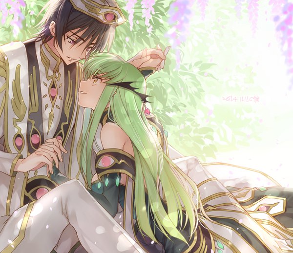 Anime picture 900x777 with code geass sunrise (studio) c.c. lelouch lamperouge creayus long hair fringe short hair black hair smile sitting purple eyes bare shoulders yellow eyes profile green hair couple holding hands face to face girl