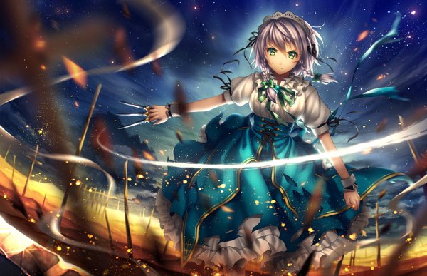 Anime picture 1547x1000 with touhou izayoi sakuya tidsean single looking at viewer short hair green eyes silver hair braid (braids) short sleeves maid puffy sleeves twin braids torn clothes scar serious girl dress ribbon (ribbons) weapon