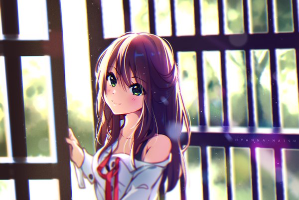 Anime picture 2500x1671 with original hyanna-natsu single long hair looking at viewer blush fringe highres smile brown hair green eyes signed sunlight off shoulder sunbeam girl ribbon (ribbons) shirt