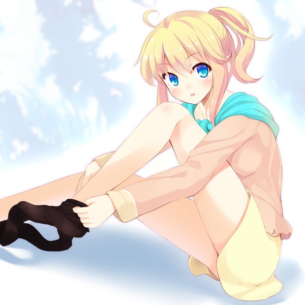 Anime picture 1134x1134 with original komone ushio single blush blue eyes blonde hair simple background ahoge dressing girl skirt miniskirt pantyhose black pantyhose