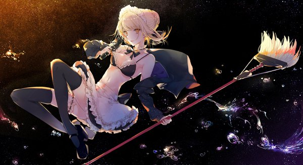 Anime picture 1015x554 with fate (series) fate/grand order artoria pendragon (all) artoria pendragon (alter swimsuit rider) (fate) kinokohime single fringe short hair breasts light erotic blonde hair wide image yellow eyes looking away blunt bangs off shoulder maid black background girl thighhighs